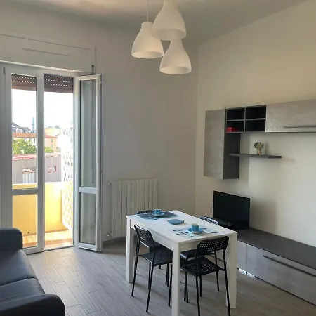 La Casa Di Mauro Apartment *